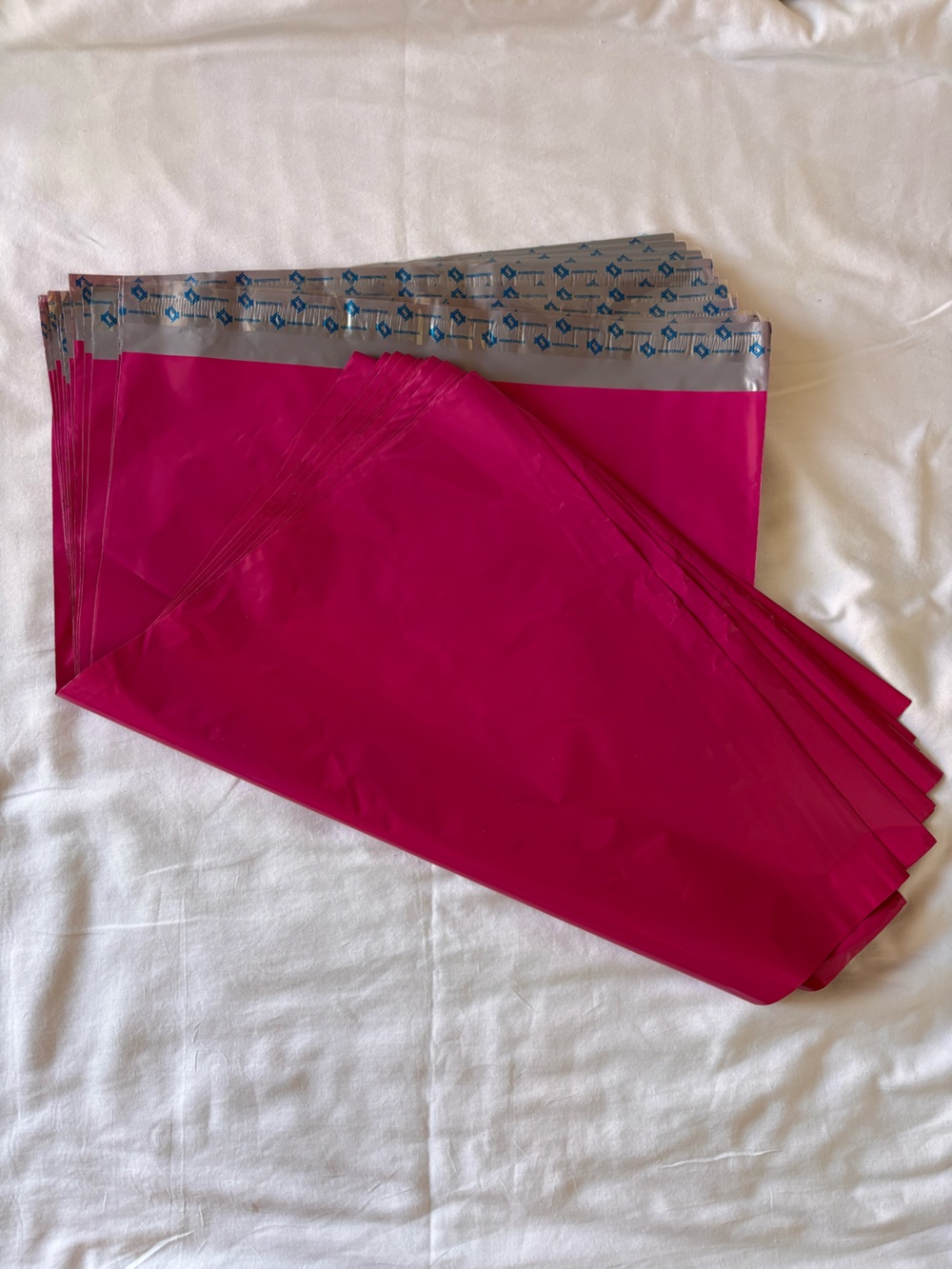 Large pink polymailer packages (20)